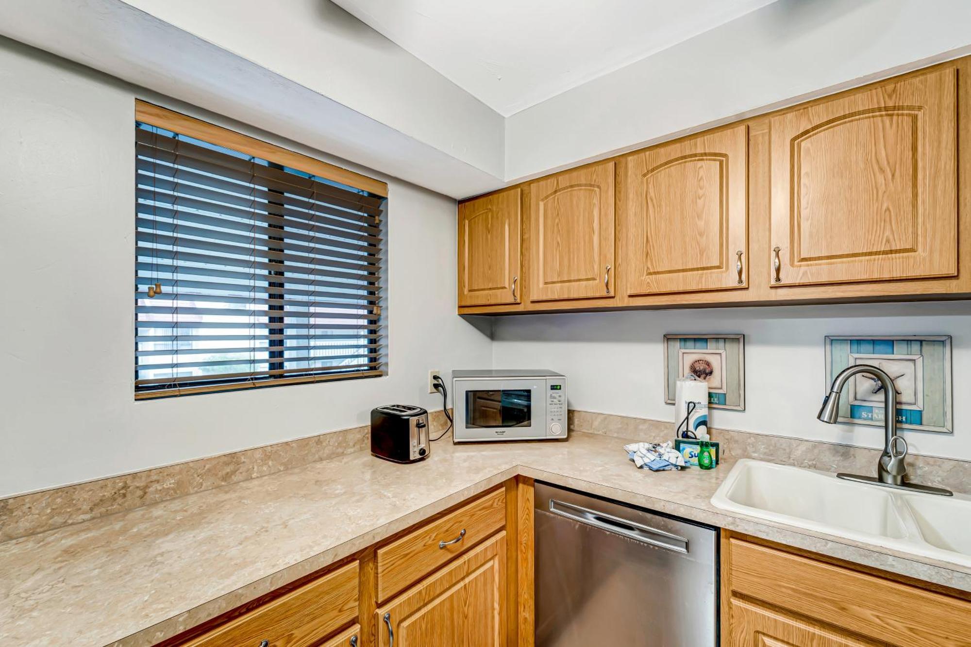 Runaway Bay Condos Bradenton Beach Room photo