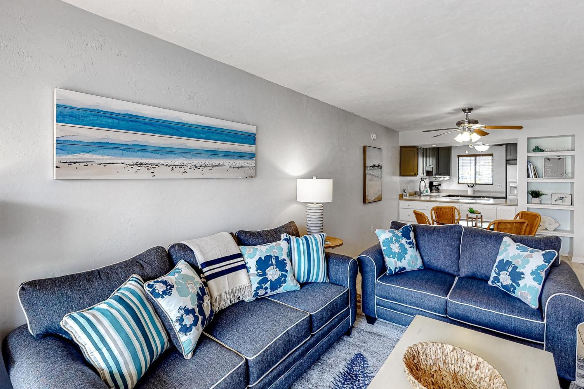 Runaway Bay Condos Bradenton Beach Room photo