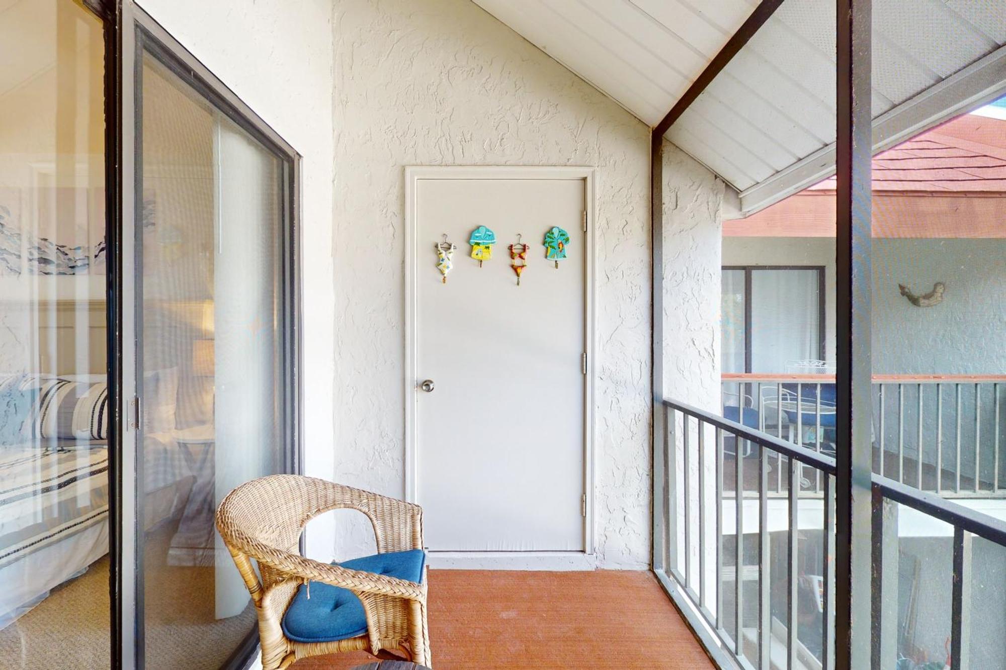 Runaway Bay Condos Bradenton Beach Exterior photo