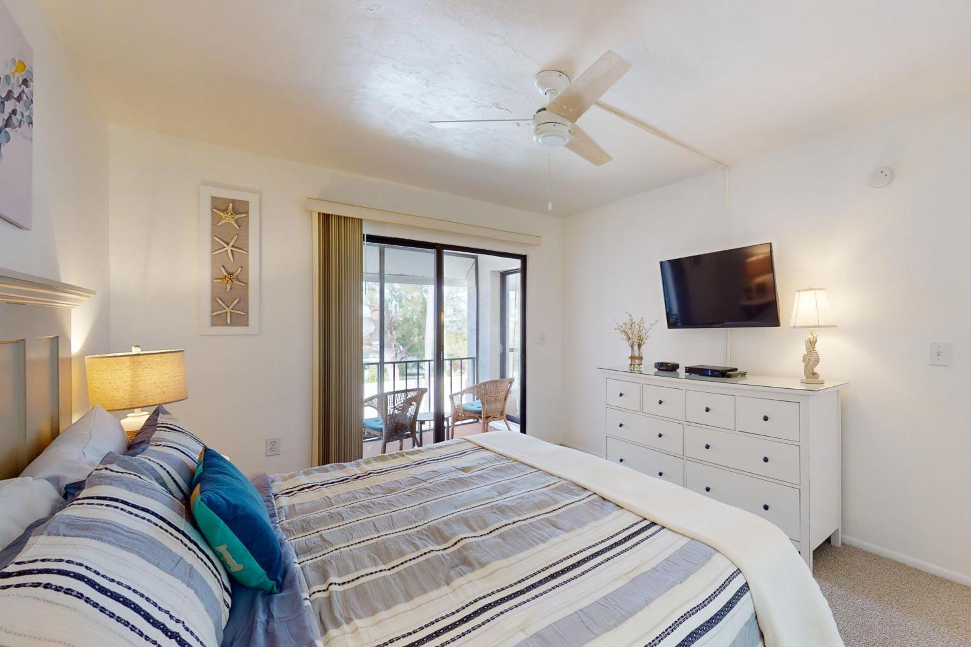Runaway Bay Condos Bradenton Beach Exterior photo