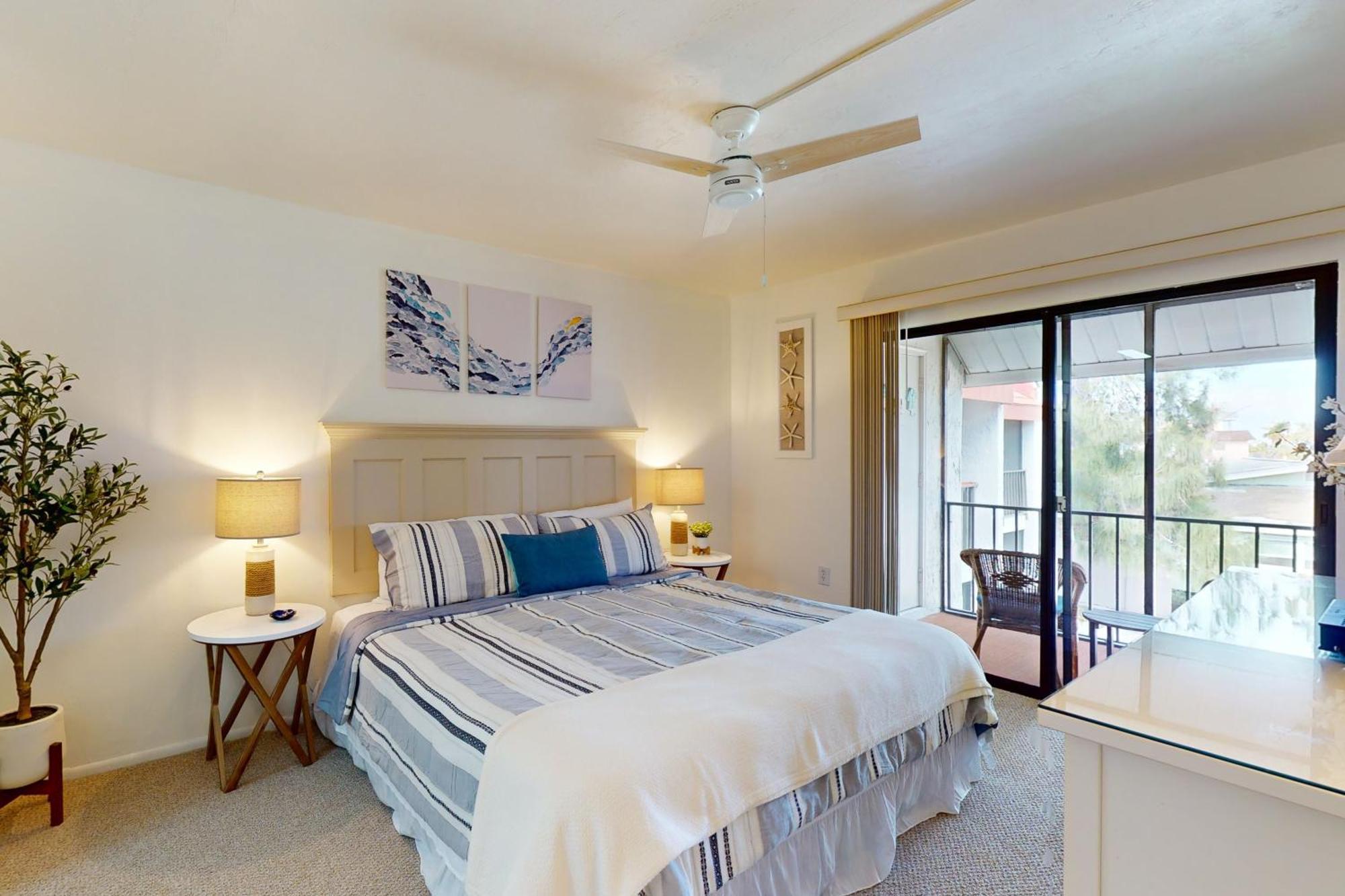 Runaway Bay Condos Bradenton Beach Exterior photo